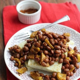 Black Eye Peas and Grit Cakes