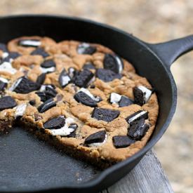 Giant Oreo Skillet Cookie