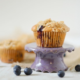 Healthier Blueberry Streusel Muffin