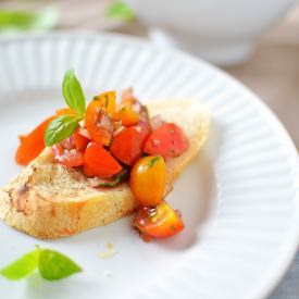 Summer Cherry Tomato Bruschetta