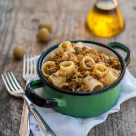 Pasta with Meat Sauce and Olives