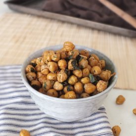 Roasted Garlic-Parsley Chickpeas