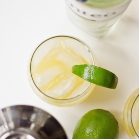 Skinny Spicy Tequila Cocktail