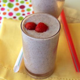 Creamy Raspberry Chia Smoothie