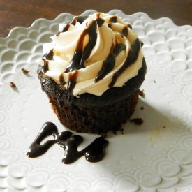 Root Beer Float Cupcakes