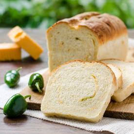 Cheddar Jalapeno Sourdough Bread