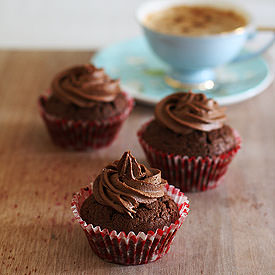 Chcolate Cupcakes with Fudge Icing