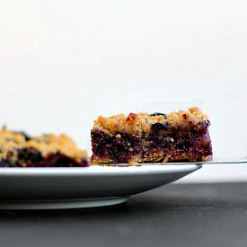 Oatmeal Blueberry Breakfast Bars
