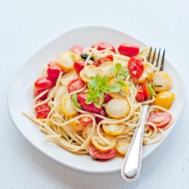 Spaghetti with Fresh Tomatoes