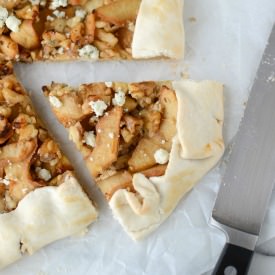 Apple Gorgonzola Crostata