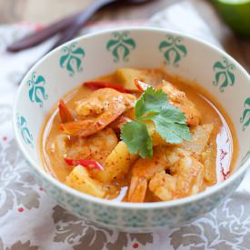 Thai Shrimp and Pineapple Curry