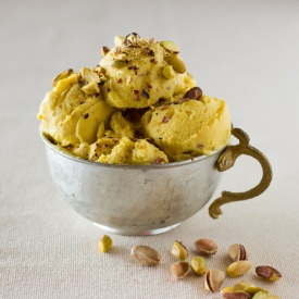 Mango and Pistachio Frozen Yogurt