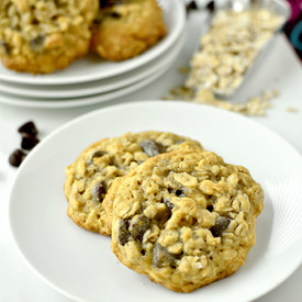Chewy Chocolate Chip Oatmeal Cookie