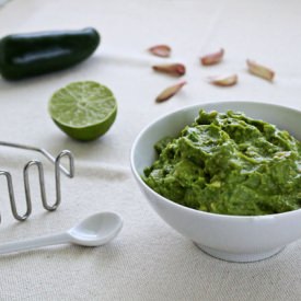 Guacamole with Lime and Garlic