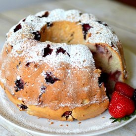 Very Berry Pound Cake