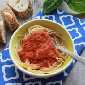 Fast and Fresh Tomato Sauce