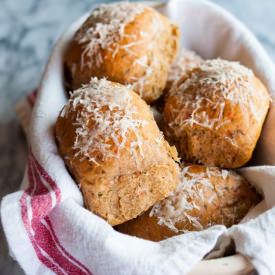 Sun-Dried Tomato and Pesto Rolls