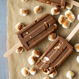 Toasted Marshmallow-Chocoate Pops