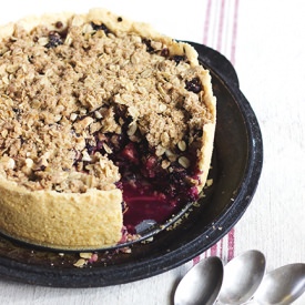 Apple Blackberry Hazelnut Pie