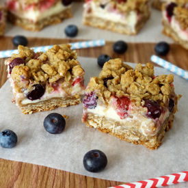 Berry Oatmeal Cheesecake Cookie Bar