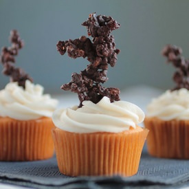 Decorate Cupcakes Like a Pro