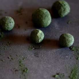 Spirulina and Hemp Truffles
