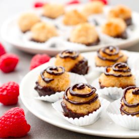 Vegan Coconut Macaroons