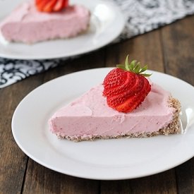 Strawberry Ice Cream Pie