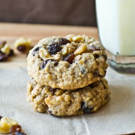 Oatmeal Raisin Cinnamon Cookies