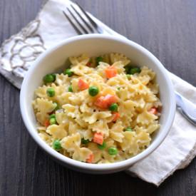 Creamy Farfalle with Peas & Carrots