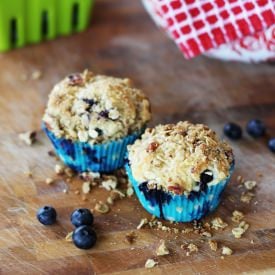 Streusel-Topped Blueberry Muffins