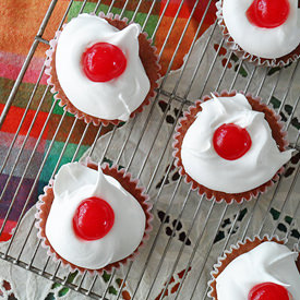 3 Ingredient Cherry Cupcakes