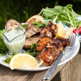 Chicken Kebab with Yogurt Sauce