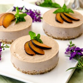 Raw Plum Banana Cheesecake