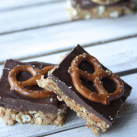 Vegan Peanut Butter Pretzel Bars