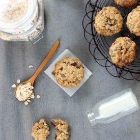 Oatmeal Choc Chip Cookies