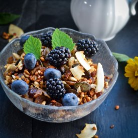 Crunchy Honey-Buckwheat Muesli