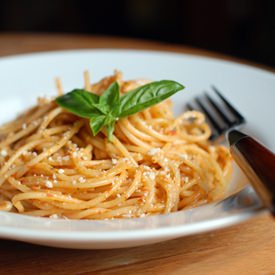 Spaghetti with Tomato Pesto