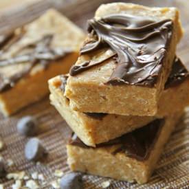 No Bake Almond Fudge Protein Bars