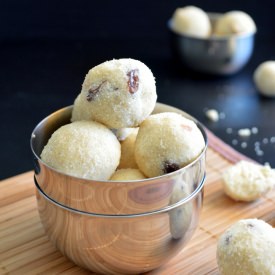 Rava Laddoo