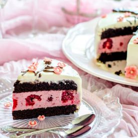 Chocolate Raspberry Cake
