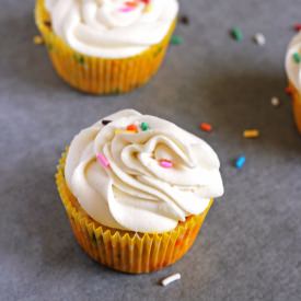 Classic Funfetti Cupcakes