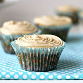 Vanilla Cupcakes with Lemon Curd
