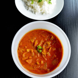 Pavakkai Kara Kuzhambu