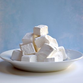 Homemade Vanilla Bean Marshmallows