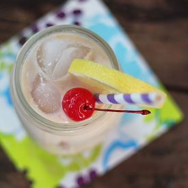 Lemon Cream Whiskey Cocktail