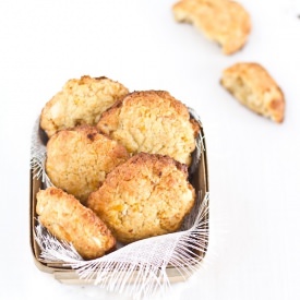 Coconut and Apricot Cookies