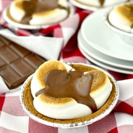 Mini S’more Pies