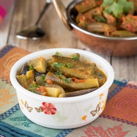 Brinjal Coconut Gravy (Kuzhambu)