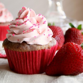 Fresh Strawberry Cupcakes